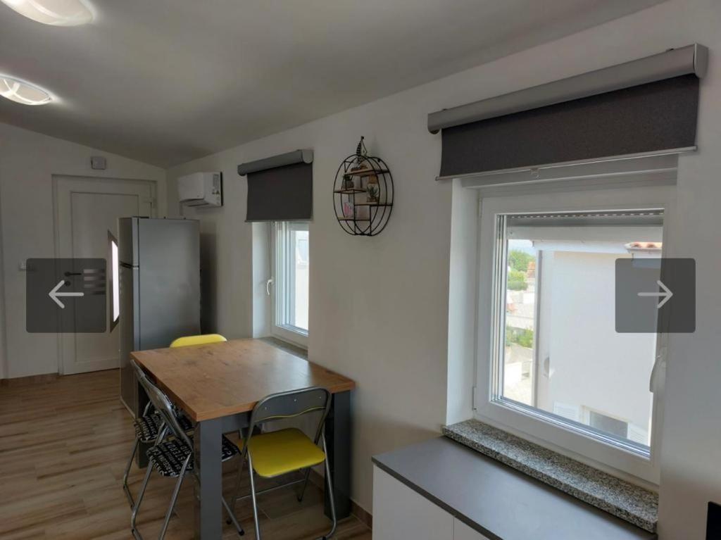Apartmani Jedro 실로 외부 사진