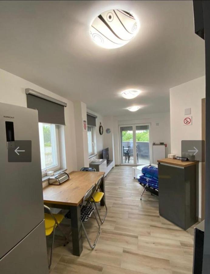 Apartmani Jedro 실로 외부 사진