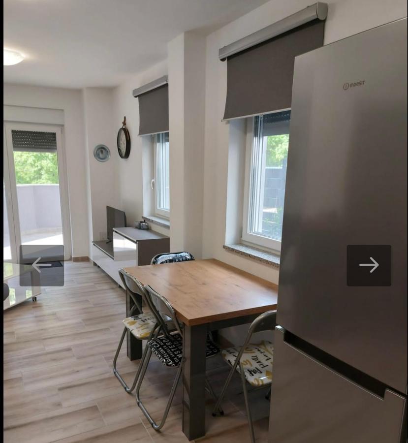 Apartmani Jedro 실로 외부 사진
